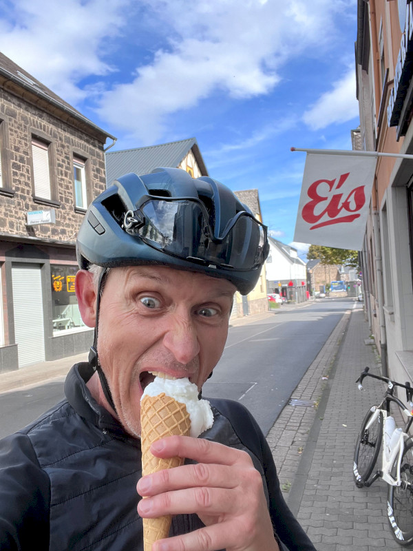 Von Dreckenach zum Pferdepark Maifeld